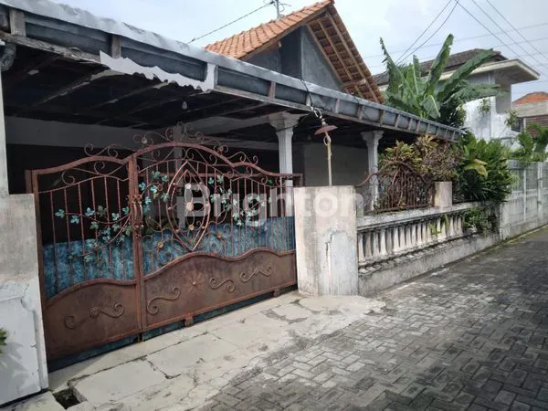 image RUMAH SIAP HUNI PATIUNUS SEMARANG TIMUR (1)