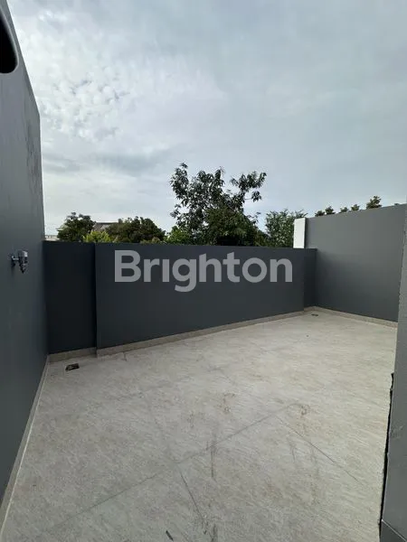 image RUMAH 3 LANTAI TANJUNG DUREN, MODERN & STRATEGIS (7)