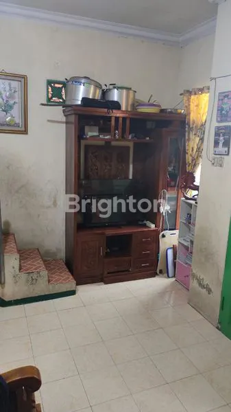 image RUKO MINIMALIS   STRATEGIS DI  JEMBATAN BESI BONUS AC, KURSI, UKIR JATI, BUKET TV (5)