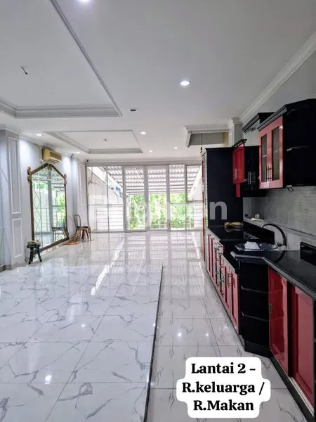 image RUMAH NYAMAN DI PLUIT KARANG (5)