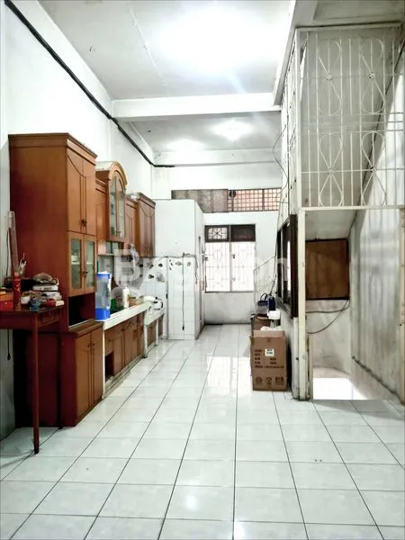 image RUKO JL. BAWEAN. KAWASAN PUSAT PASAR JL. SUTOMO & MEDAN MALL. PUSAT GROSIR. STRATEGIS. HARGA BAGUS (4)