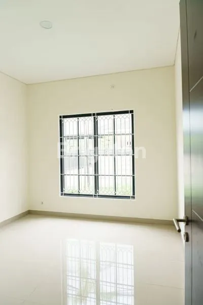 image BARU. RUMAH 1 LANTAI (4)