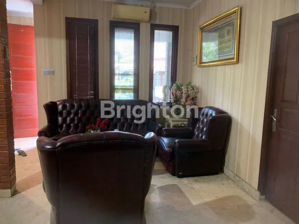 image RUMAH MEWAH DI BINTARO TANGERANG SELATAN (8)