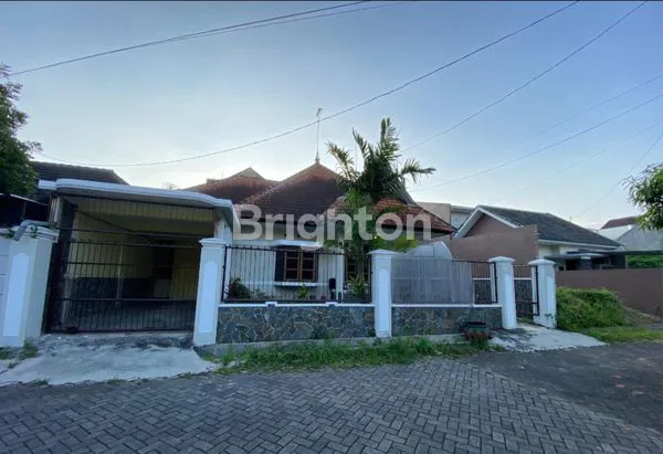 image RUMAH NYAMAN DI AREA TENGAH KOTA MALANG (1)