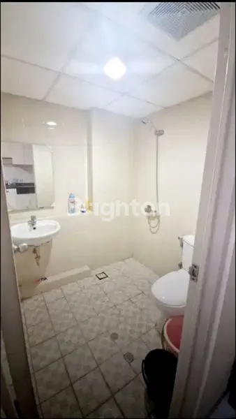 image APARTEMEN BERKELEY UC (4)