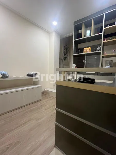 image BEST PRICE!! RUMAH PIK LAYAR PERMAI FULL RENOV (5)