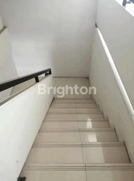 image RUKO JL BRIGJEN KATAMSO WARU SIDOARJO DEKAT TERMINAL PURABAYA (BUNGURASIH), RUNGKUT INDUSTRI, RAYA A. YANI, BUNDARAN WARU  (8)