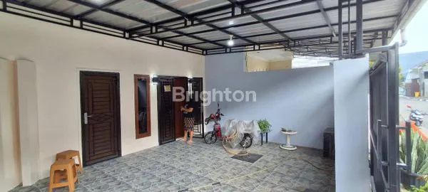 image DI JUAL RUMAH KOMPLEK PERUMAHAN TAMAN MODERN,CAKUNG JAKARTA TIMUR (2)