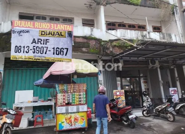 image RUKO DEPAN SUPERMARKET!!! RUKO 3 LANTAI DI  DENPASAR BARAT (2)