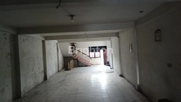 image RUKO DEPAN SUPERMARKET!!! RUKO 3 LANTAI DI  DENPASAR BARAT (5)