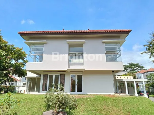 RUMAH CANTIK DUA TINGKAT HARGA MURAH UDARA DINGIN VIEW GUNUNG