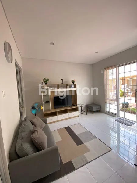 image RUMAH MINIMALIS MODERN LOKASI BSD (2)