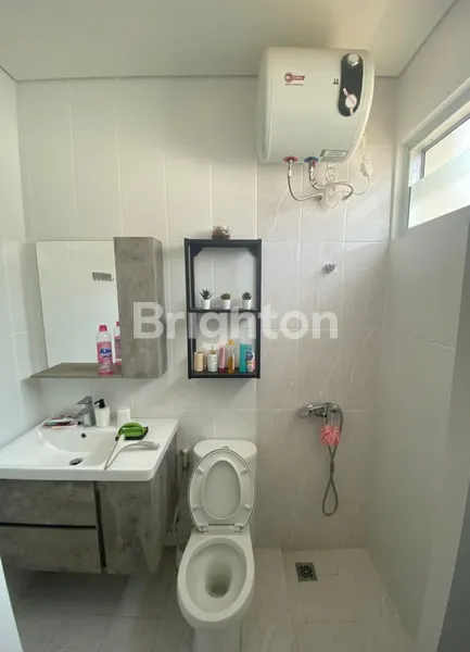 image RUMAH MINIMALIS MODERN LOKASI BSD (7)