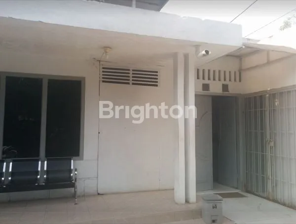 image DIJUAL BANGUNAN LIMA LANTAI MEDAN BARU (2)