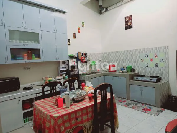 image RUMAH 1,5 LANTAI DENGAN LOKASI STRATEGIS SIAP HUNI ,DEKAT  TOL JOR SIMATUPANG, TOL DEPOK ANTASARI, STASIUN KRL LENTENG AGUNG,STASIUN PANCASILA DAN UNIV INDONESIA , UNIV GUNADHARMA DI DAERAH LENTENG AGUNG, JAKARTA SELATAN (5)