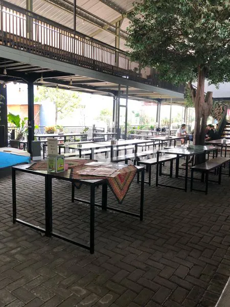 image DIJUAL WARKOP AKTIF PINGGIR JALAN RAYA DI PAKIS MALANG DEKAT DENGAN BANDARA MALANG DAN KAMPUS BINUS (2)