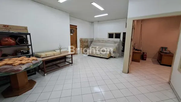 image RUMAH MEWAH LT 517M² DI MAKASSAR STRATEGIS (4)