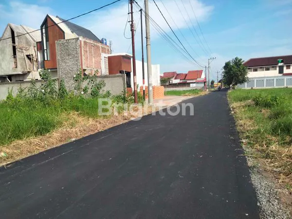 image TANAH KAVLING PAULAN COLOMADU, ASPAL HOTMIX, 5 MENIT 2 KM KE UMS (3)