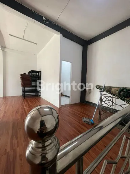 image RUKO 3 LANTAI STRATEGIS KAMASAN BANJARAN, HAK MILIK SIAP HUNI (3)