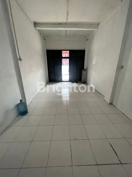 image RUKO 3 LANTAI STRATEGIS KAMASAN BANJARAN, HAK MILIK SIAP HUNI (4)