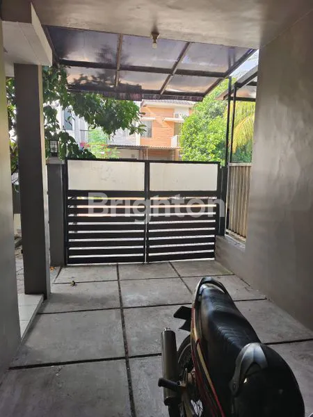 image RUMAH BESAR DALAM KOMPLEK UK 10X20 AKSES JALAN 2 MOBIL JAKARTA UTARA (8)