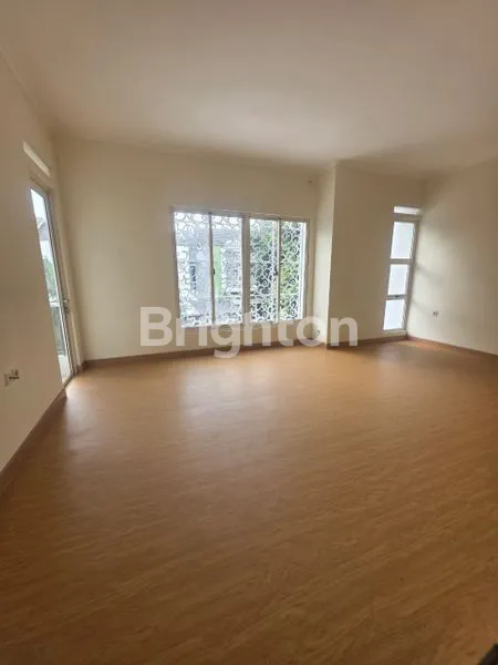 image RUMAH BARU SELESAI RENOV PENGEMBANGAN DI CLUSTER DARWIN GADING SERPONG TANGERANG (7)