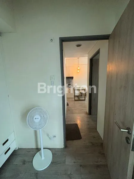 image APARTEMEN 2BR CORNER FULL FURNISHED VIEW POOL AKASA PURE LIVING (7)