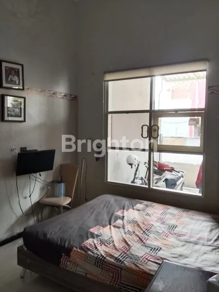 image RUMAH 2 LANTAI BANGUNAN BARU 5 TAHUN WESTERN VILLAGE SURABAYA (5)