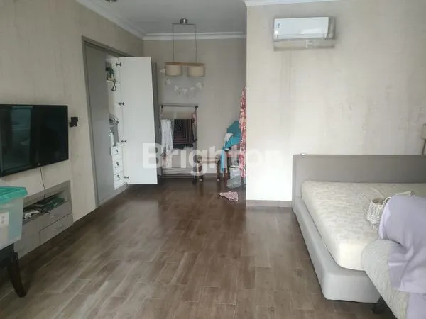 RUMAH MEWAH TAMAN RATU DURI KEPA, JAKARTA BARAT, SIAP HUNI DENGAN SERTIFIKAT SHM