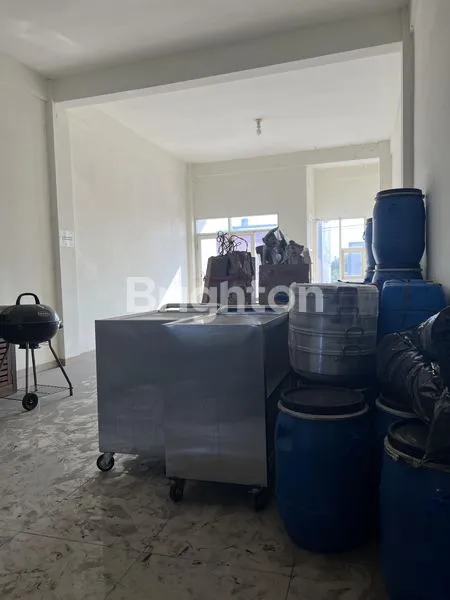 image RUKO 3 LANTAI – LOKASI STRATEGIS DI JALAN RAYA (6)