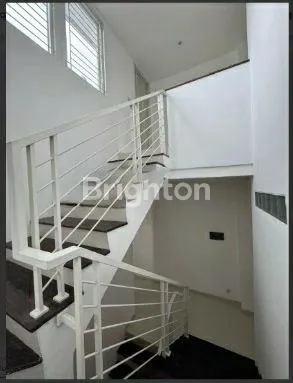 image DISEWAKAN RUMAH MINIMALIS DI JL. PARARATON UTAMA - KUTA (3)