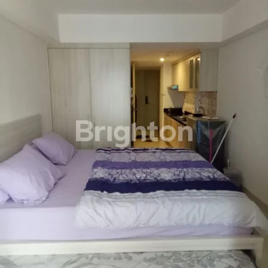 SIAP HUNI | LOUISE KIENNE / WARHOL , AHMAD YANI, SEMARANG TENGAH