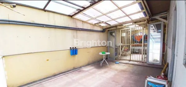 image RUKO 3 LANTAI STRATEGIS DI SARIJADI DEKAT KAMPUS (7)