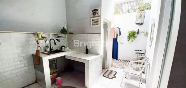 image RUKO 3 LANTAI STRATEGIS DI SARIJADI DEKAT KAMPUS (4)