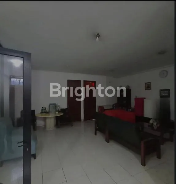 image RUMAH SECONDARY STRATEGIS (4)