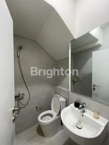 image RUMAH BARU FULL FURNISHED DI PERUM SAVASA, CIKARANG BEKASI - 2 LANTAI, 2+1 KAMAR TIDUR, DEKAT FASILITAS UMUM (6)