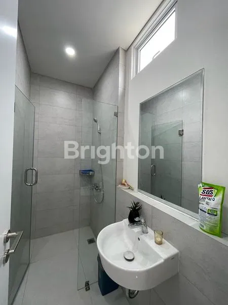 image RUMAH BARU FULL FURNISHED DI PERUM SAVASA, CIKARANG BEKASI - 2 LANTAI, 2+1 KAMAR TIDUR, DEKAT FASILITAS UMUM (7)