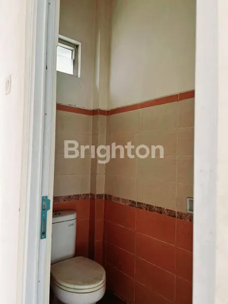 image RUKO LUAS & SIAP USAHA – 3 MENIT KE TOL JORR, AEON, & STASIUN TANJUNG BARAT! (4)