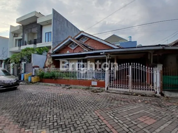 image MURAH! JUAL RUMAH HITUNG TANAH SHM DI NIRWANA EKSEKUTIF, RUNGKUT - SURABAYA (2)