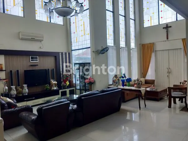 image RUMAH MEWAH DEKAT MASJID-DEKAT JUANDA AREA DELTA SARI WARU SIDOARJO (2)