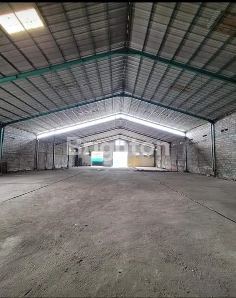 image GUDANG SIAP HUNI RAYA TANJUNGSARI (3)