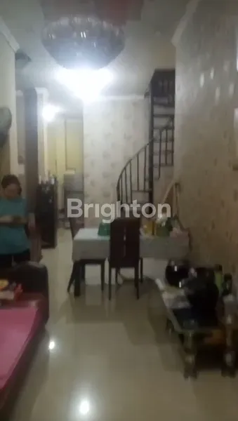 image RUMAH KOMPLEK MARELAN (6)