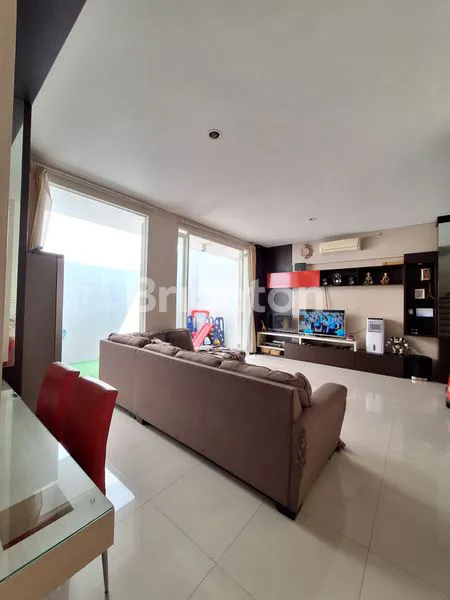 image RUMAH 2 LANTAI FURNISHED ,DI LINGKUNGAN NYAMAN ,  TERAWAT & SIAP HUNI CITRA GARDEN (3)