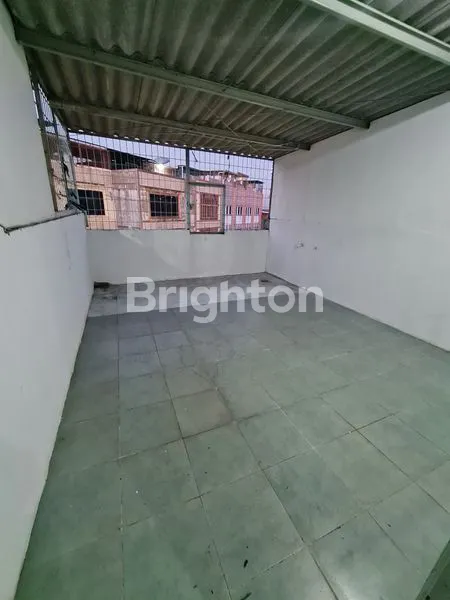 image RUKO SIAP HUNI 3 LANTAI JELAMBAR (3)