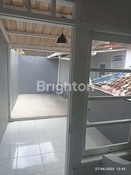 image RUMAH 2 LANTAI SIAP HUNI AREA GENDONGAN TINGKIR SALATIGA (7)