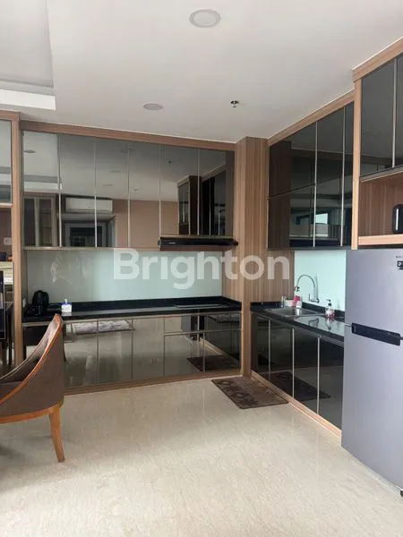 image JUAL APARTMENT MEWAH FULL FURNISH CIPUTRA WORLD DEKAT RAYA DARMO DAN TOLL SATELIT (3)