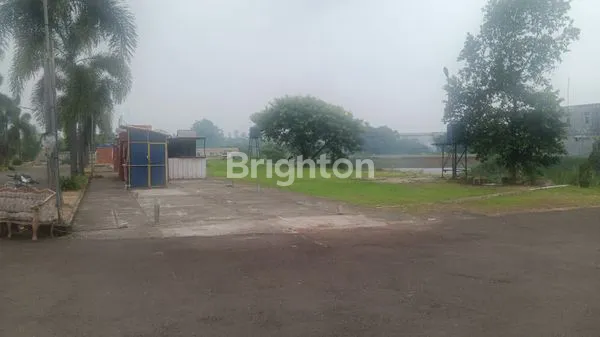 image LAHAN TANAH YANG SANGAT STRATEGIS DIPINGGIR JALAN RAYA (4)