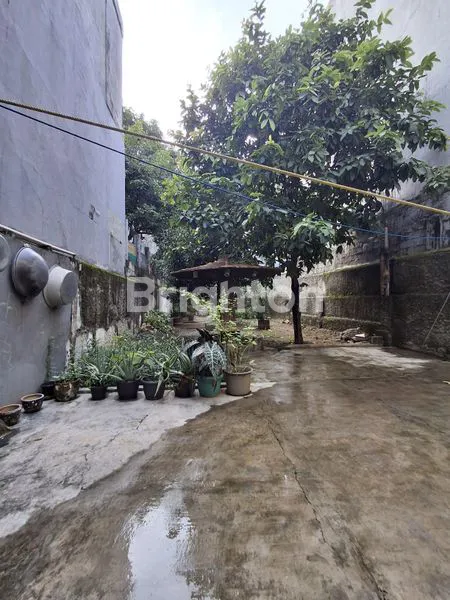 image RUMAH 2 LANTAI DAN TANAH GREEN VILLE (4)