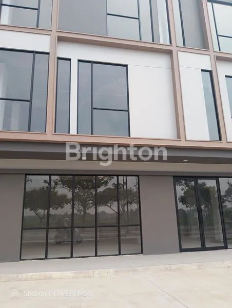 RUKO CANTIK 3 LANTAI EXIT TOL CIBATU LT.65 (5X13)