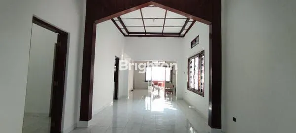 image RUMAH HERITAGE DI JANTUNG KOTA MALANG ±50 METER KE JL RAYA IJEN KOTA MALANG (5)